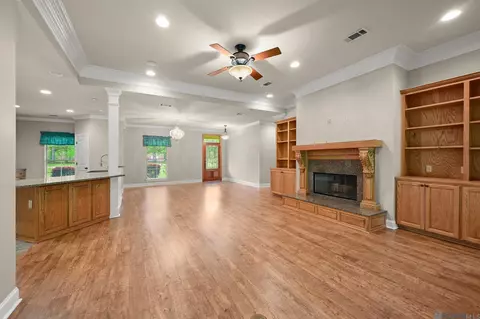 17022 Lavell Rd, Pride, LA 70770 photo 9