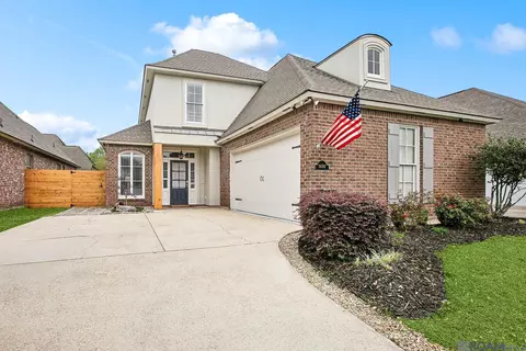 36302 E Pine Grove Ct, Prairieville, LA 70769