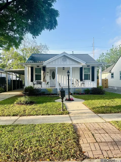48 Davis Blvd, Jefferson, LA 70121