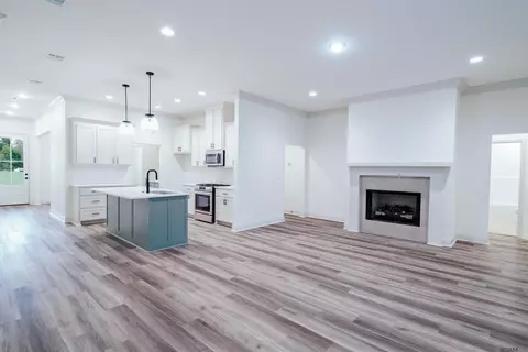9894 Cane Mill Rd, Denham Springs, LA 70706