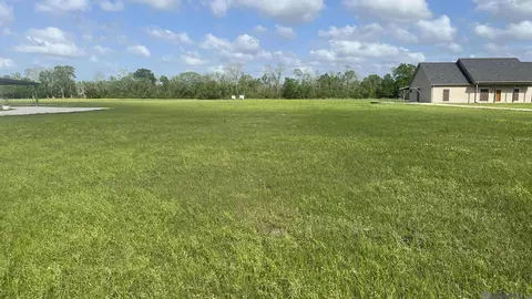 724 Braquet Rd, Carencro, LA 70520