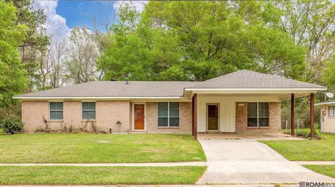2411 Boxwood Dr, Baker, LA 70714