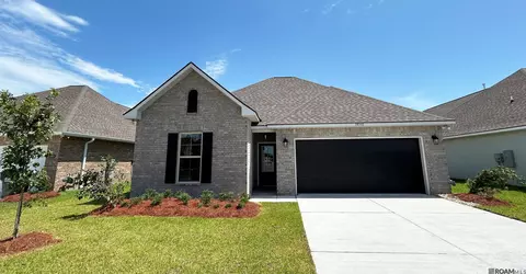 38501 Parliament Dr, Prairieville, LA 70769
