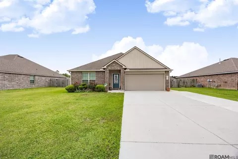 10580 Sagebrush Dr, Denham Springs, LA 70706
