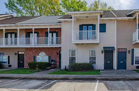 5385 Arlington Ct, Baton Rouge, LA 70820