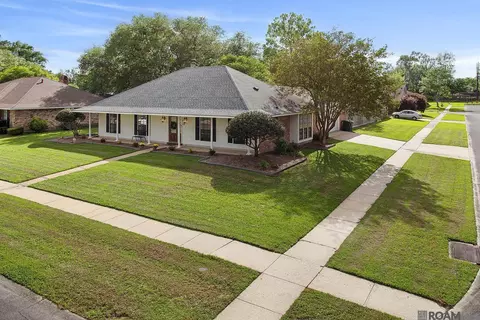 5316 Foxridge Dr, Baton Rouge, LA 70817