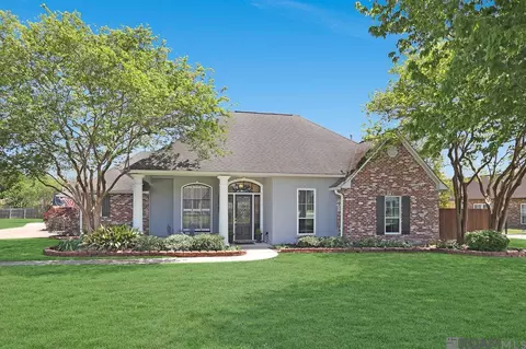 16474 Jay Rd, Prairieville, LA 70769