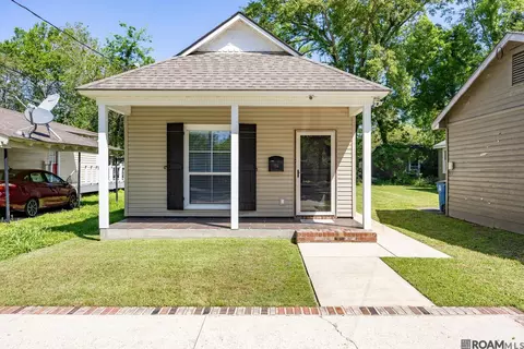 716 Avenue B, Port Allen, LA 70767