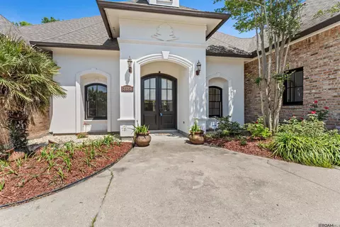 35261 Beverly Hills Dr, Prairieville, LA 70769