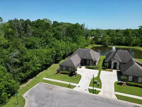 15248 Westin Lake Ct, Gonzales, LA 70737
