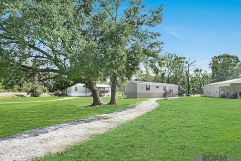 11440 Beco Rd, Saint Amant, LA 70774