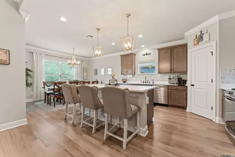 23311 Antler Lake Dr, Denham Springs, LA 70726