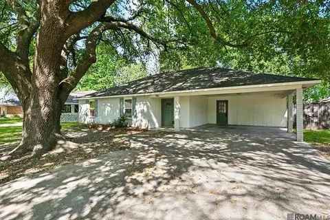 7415 Debit Dr, Baton Rouge, LA 70817