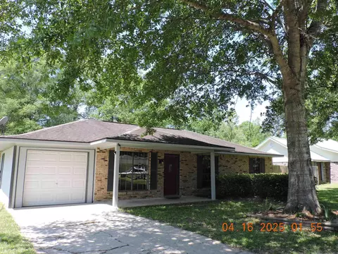 26811 Pen Dr, Walker, LA 70785 photo 2