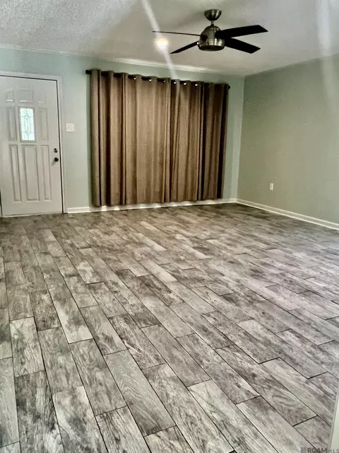 26811 Pen Dr, Walker, LA 70785 photo 6