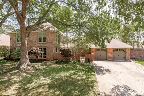 726 Woodstone Dr, Baton Rouge, LA 70808