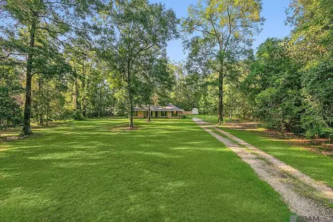 10142 Hemisphere Ln, Denham Springs, LA 70726