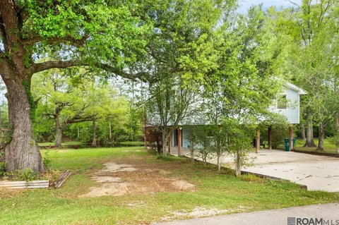 Exterior - 32145 Tiboe Plz, Springfield, LA 70462 photo 5 of 6