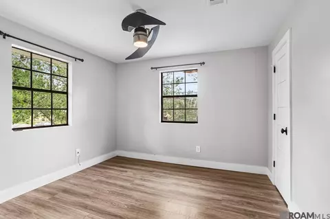 Bedroom - 32145 Tiboe Plz, Springfield, LA 70462 photo 2 of 3