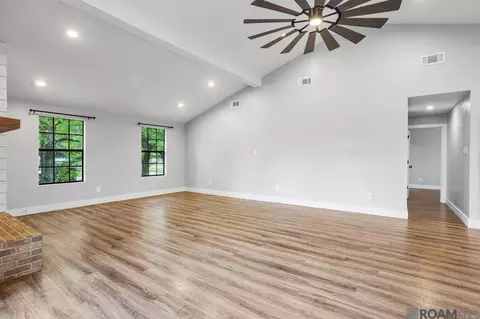Living - 32145 Tiboe Plz, Springfield, LA 70462 photo 1 of 3