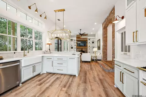 Kitchen - 75340 Hwy 1077, Covington, LA 70435 photo 1 of 6