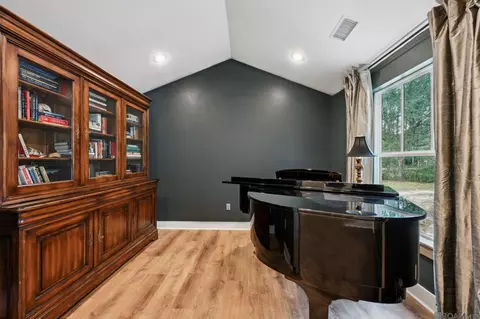 Entry Way - 75340 Hwy 1077, Covington, LA 70435 photo 3 of 5