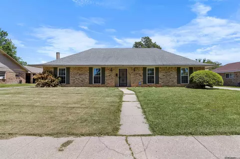 12649 Mollylea Dr, Baton Rouge, LA 70815