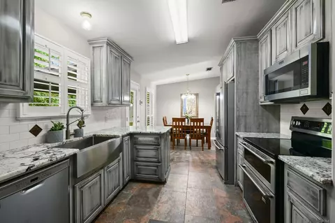 13467 Chase St, Gonzales, LA 70737