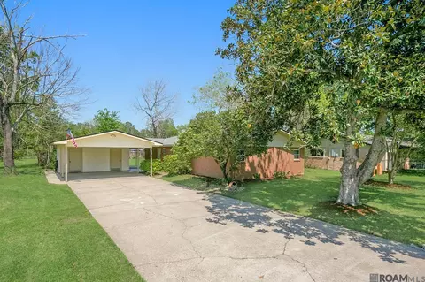 10045 Devonshire Dr, Baton Rouge, LA 70809