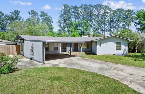 1175 Cora Dr, Baton Rouge, LA 70815
