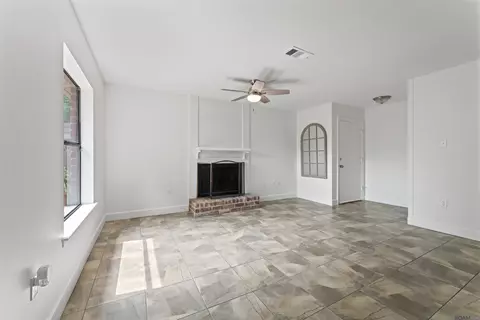 5222 Everett Ln # A, Baton Rouge, LA 70809