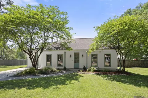29 Alice St, Madisonville, LA 70447