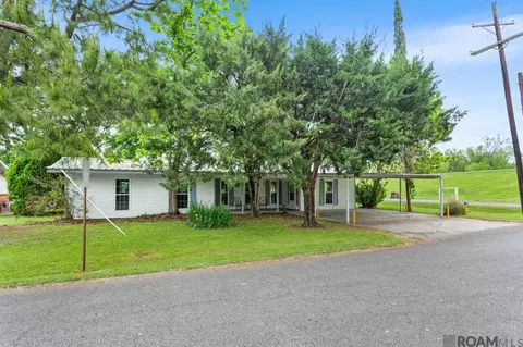 7282 S River Rd, Addis, LA 70710