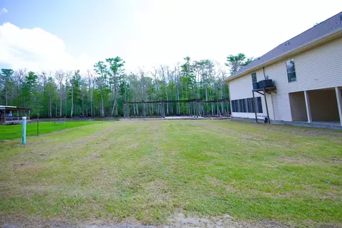22968 Chene Blanc Ln, Maurepas, LA 70449