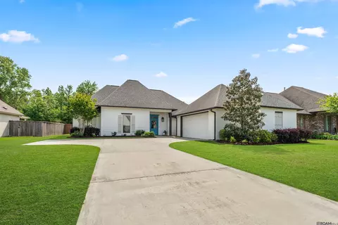 22836 Hazard Dr, Zachary, LA 70791