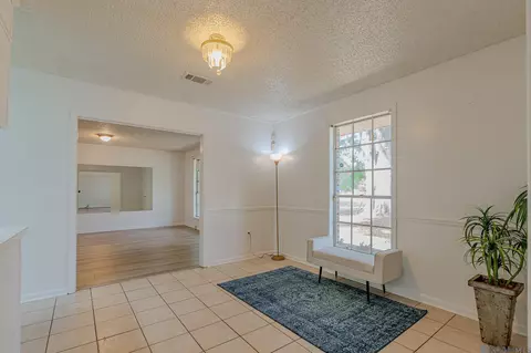 608 Daniels St, Baker, LA 70714 photo 5