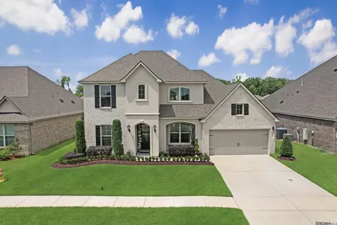 7537 Scarlet Oak Dr, Gonzales, LA 70737