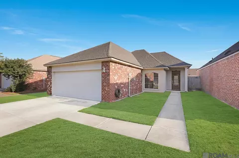 3808 Southpass Ave, Baton Rouge, LA 70820