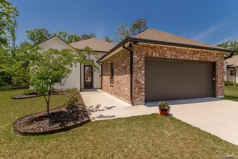 22841 Balsam Dr, Denham Springs, LA 70726