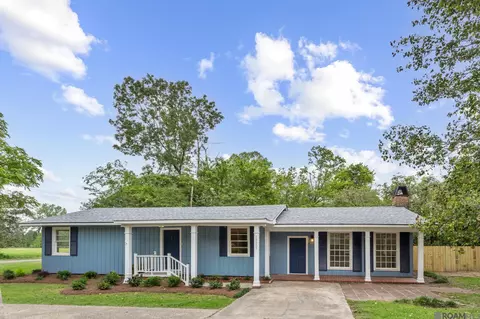10005 Redbud St, Saint Francisville, LA 70775