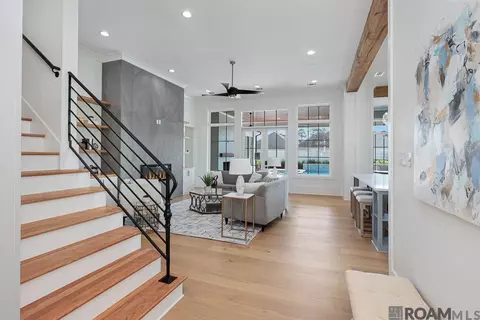 715 Adelia Ln, Baton Rouge, LA 70806