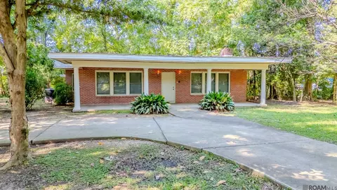 5174 Houston Dr, Baton Rouge, LA 70809