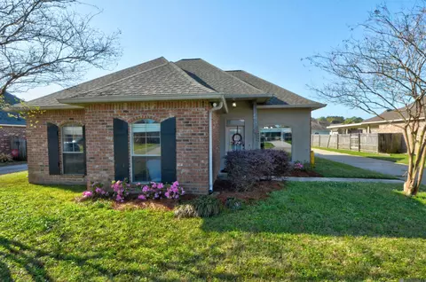 16906 Lynnwood Ave, Greenwell Springs, LA 70739
