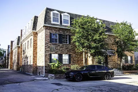4735 Government St # 200, Baton Rouge, LA 70806