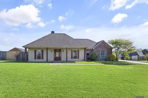 6932 Virginia Ln, Saint Francisville, LA 70775