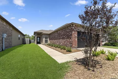 1430 Spanish Lakes Ave, Saint Gabriel, LA 70776