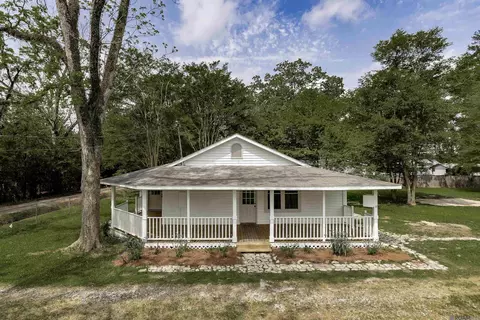 15211 Tom Drehr Rd, Pride, LA 70770
