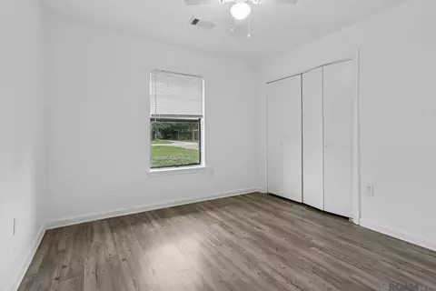 Bedroom - 27489 Country Dr, Walker, LA 70785 photo 1 of 4