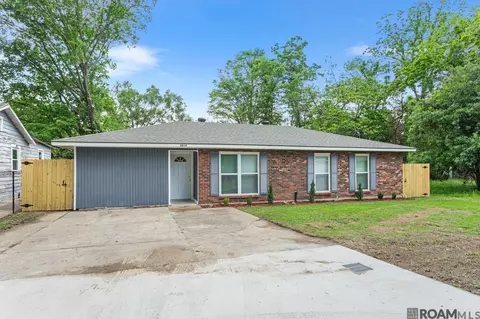2618 Lark St, Baton Rouge, LA 70807