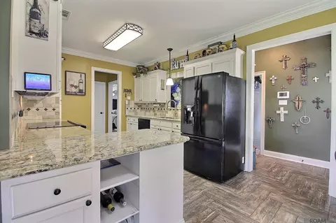 Kitchen - 12769 Landon Dr, Walker, LA 70785 photo 1 of 5